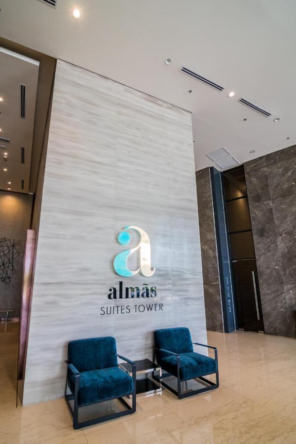 Almas Suites By Subhome Nusajaya  Eksteriør bilde