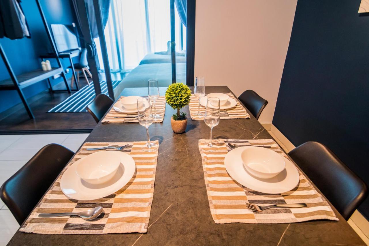 Almas Suites By Subhome Nusajaya  Eksteriør bilde